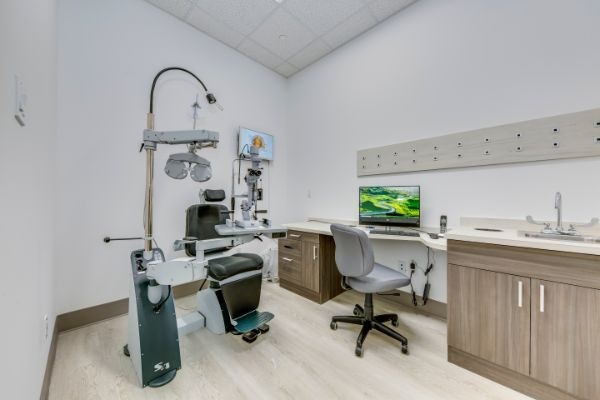 Optometrist Erin Mills