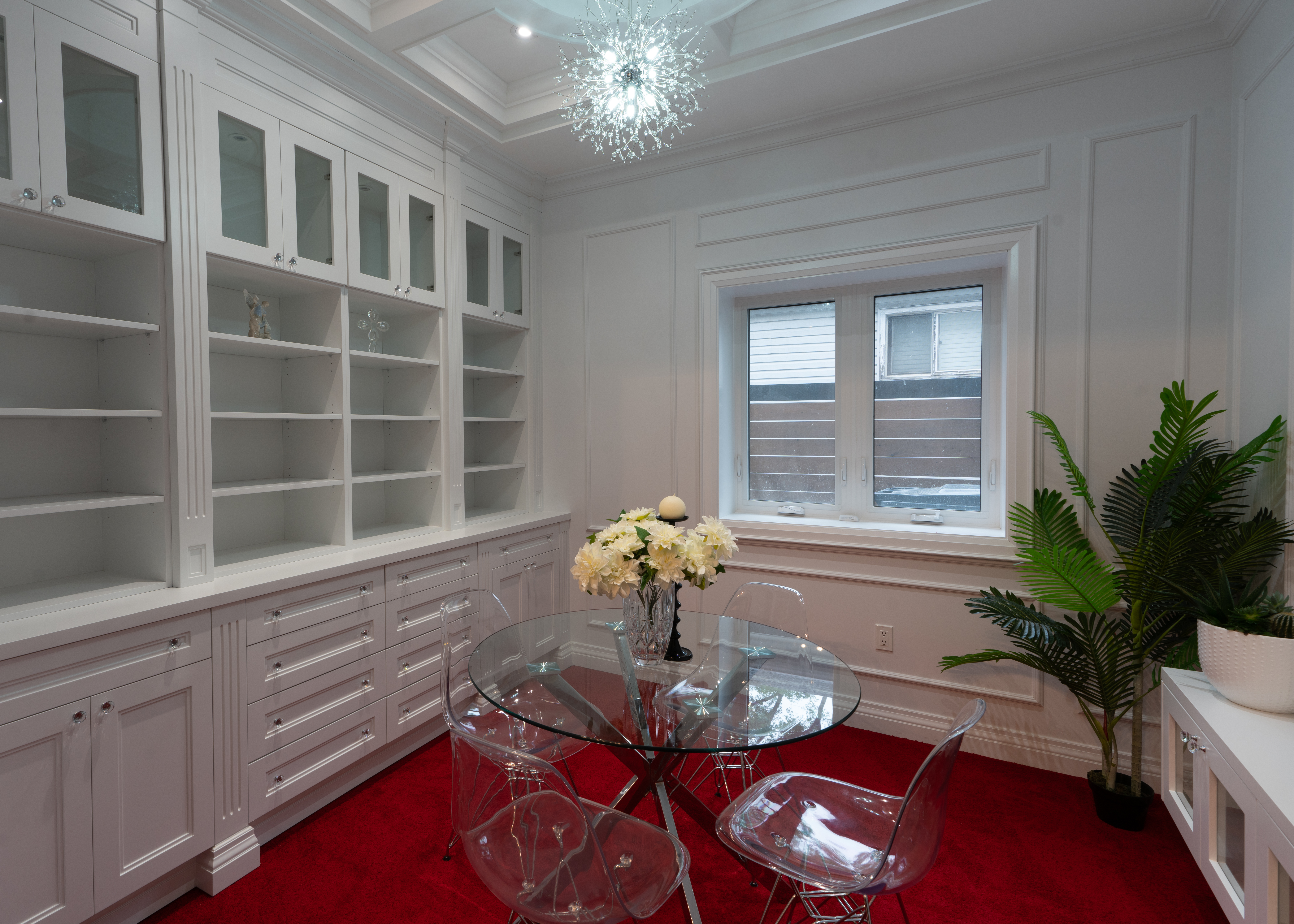 MDM CUSTOM HOMES SHOWROOM